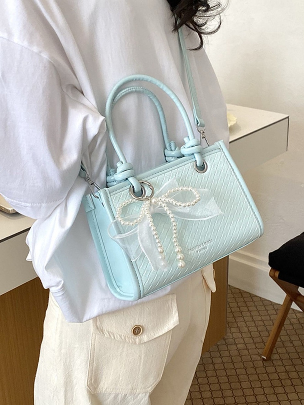Elegant Bow Pearl Embellished Crossbody Bag - Picture 1 of 8